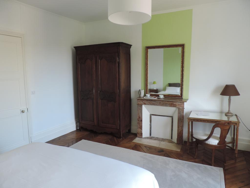 Cedre Et Charme Bed & Breakfast Saint-Branchs Exterior foto
