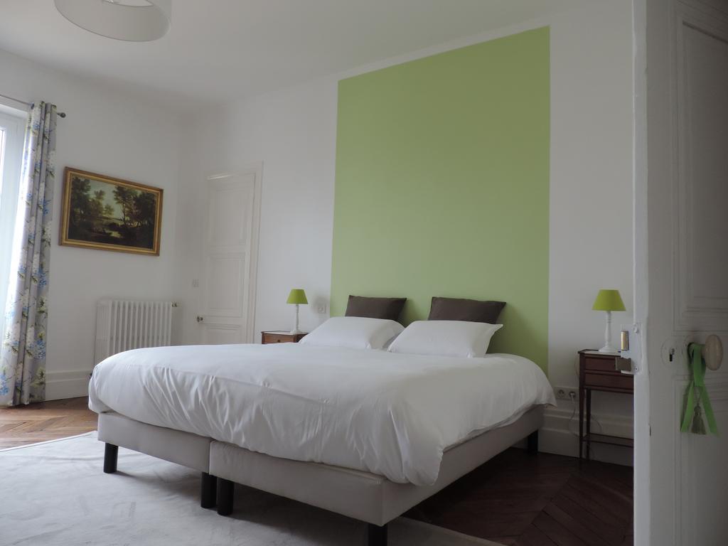 Cedre Et Charme Bed & Breakfast Saint-Branchs Exterior foto