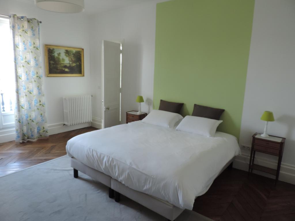 Cedre Et Charme Bed & Breakfast Saint-Branchs Exterior foto